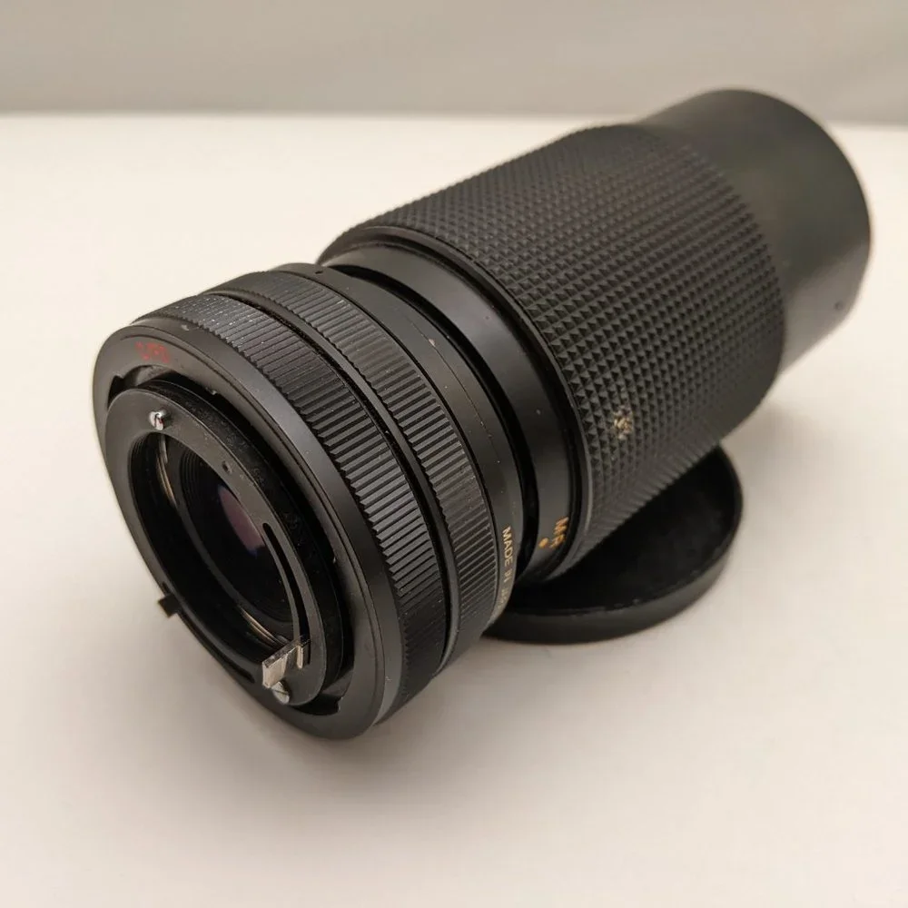 VIVITAR 80-200mm f4.5 Macro Focusing Zoom MC Lens w/ C/FD Mount # 77245177 USED